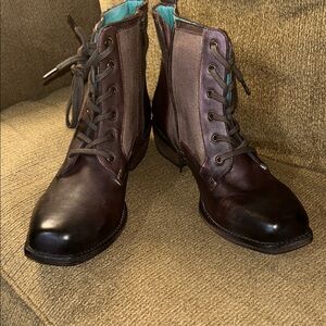 Roan by bed Stu Tosabel Brown canvas/ Leather Boots size 9.5 brand new